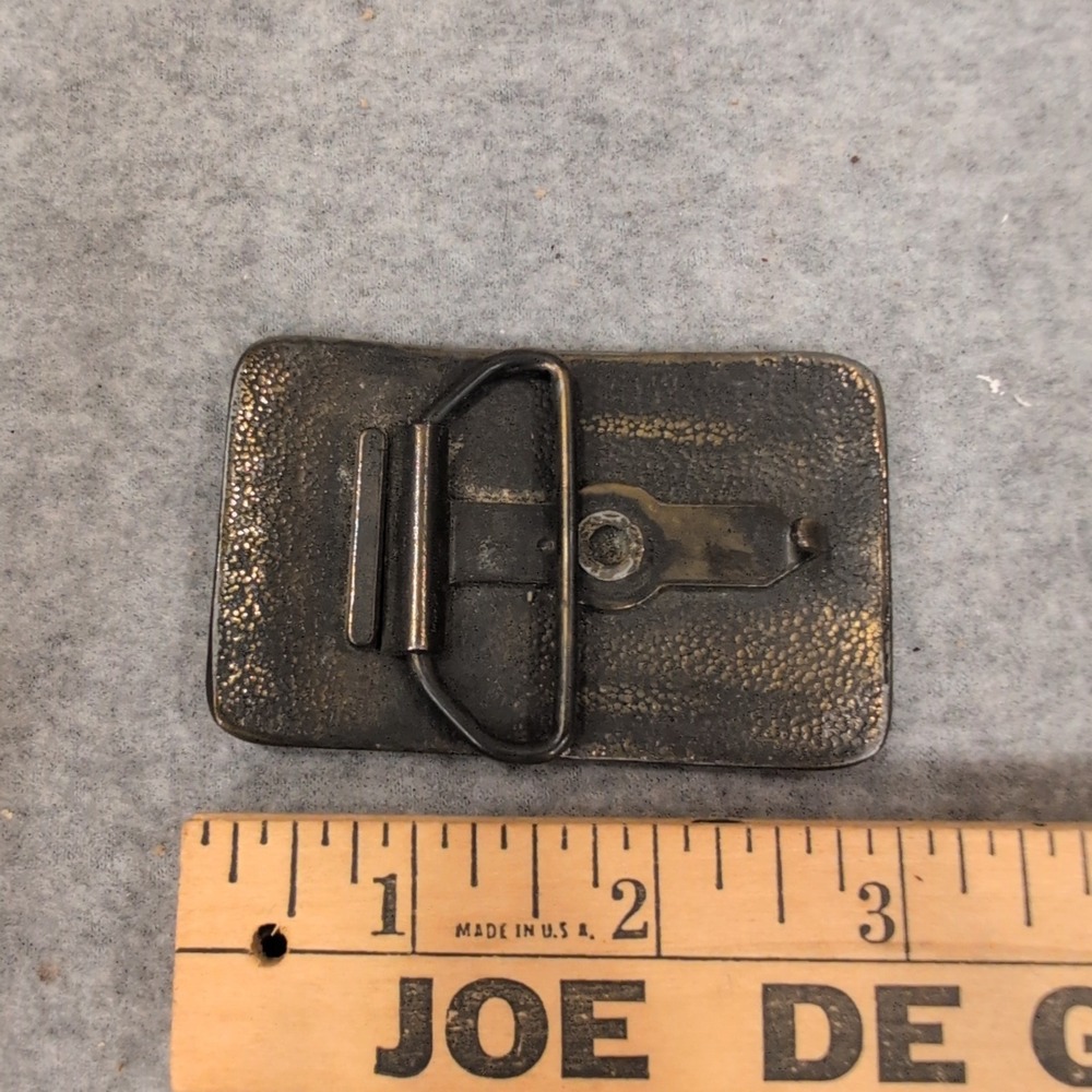 Vtg Peerless Faucet Genius Belt Buckle Brass Tone Plumbing Advertising Smalls1 - Picture 2 of 2
